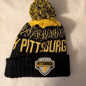 🚻O1 BLACK EAGLE Winter Knit Pom Beanie